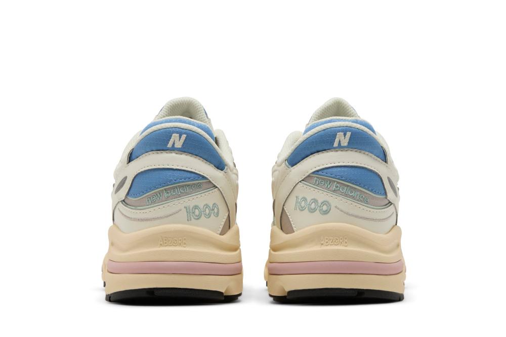 1000 'Angora Moonrock'