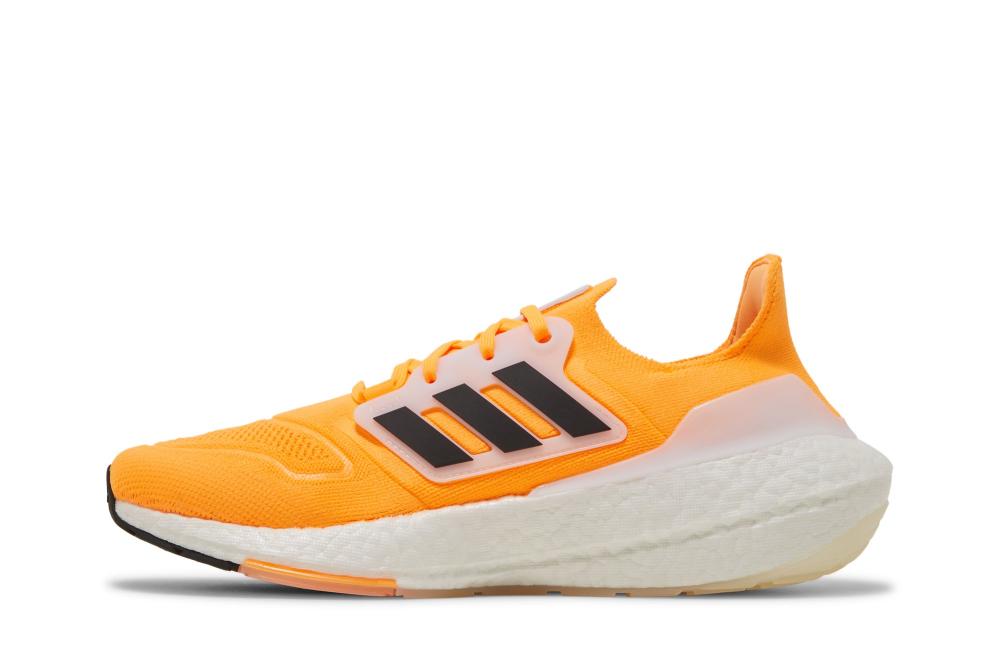UltraBoost 22 'Flash Orange'