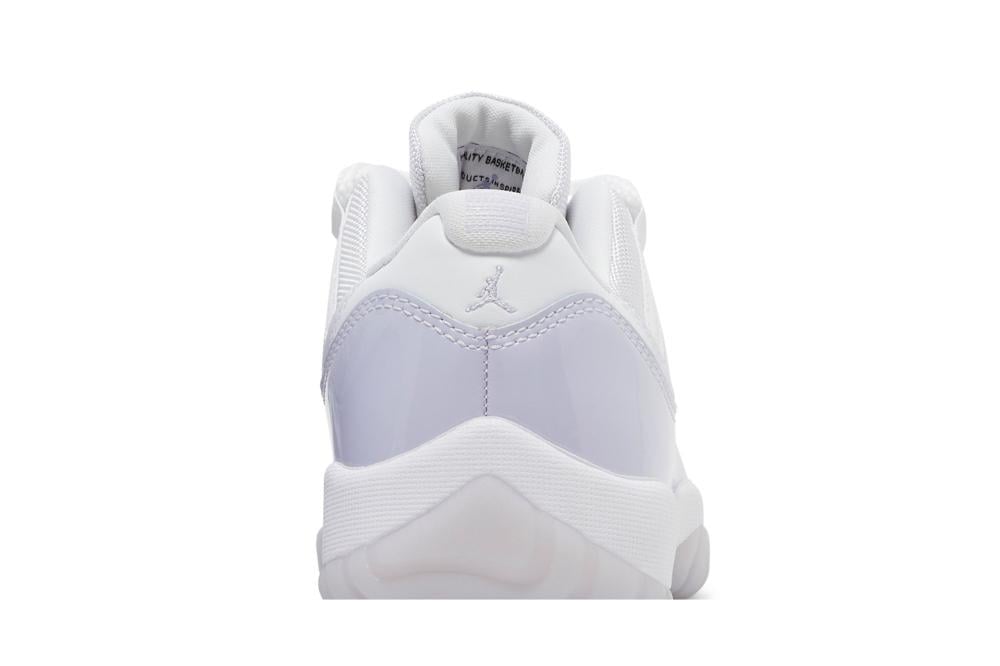 Wmns Air Jordan 11 Retro Low 'Pure Violet'