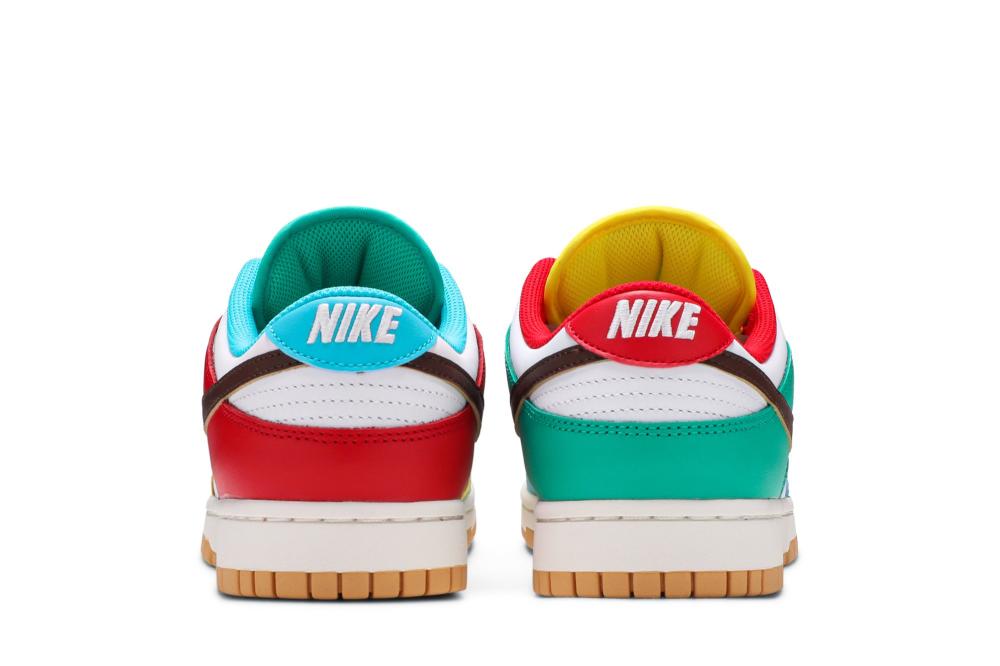 Dunk Low SE 'Free.99 - White'
