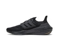 UltraBoost 22 'Triple Black'