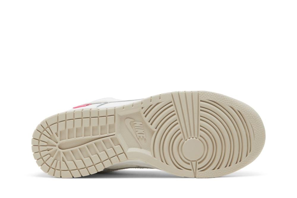 Wmns Dunk Low 'Pink Bling'
