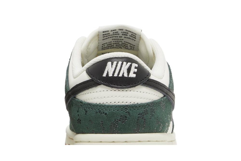 Wmns Dunk Low 'Green Snake'