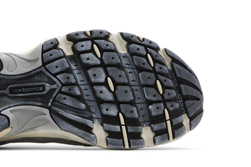 530 'Vintage Grey Matter'
