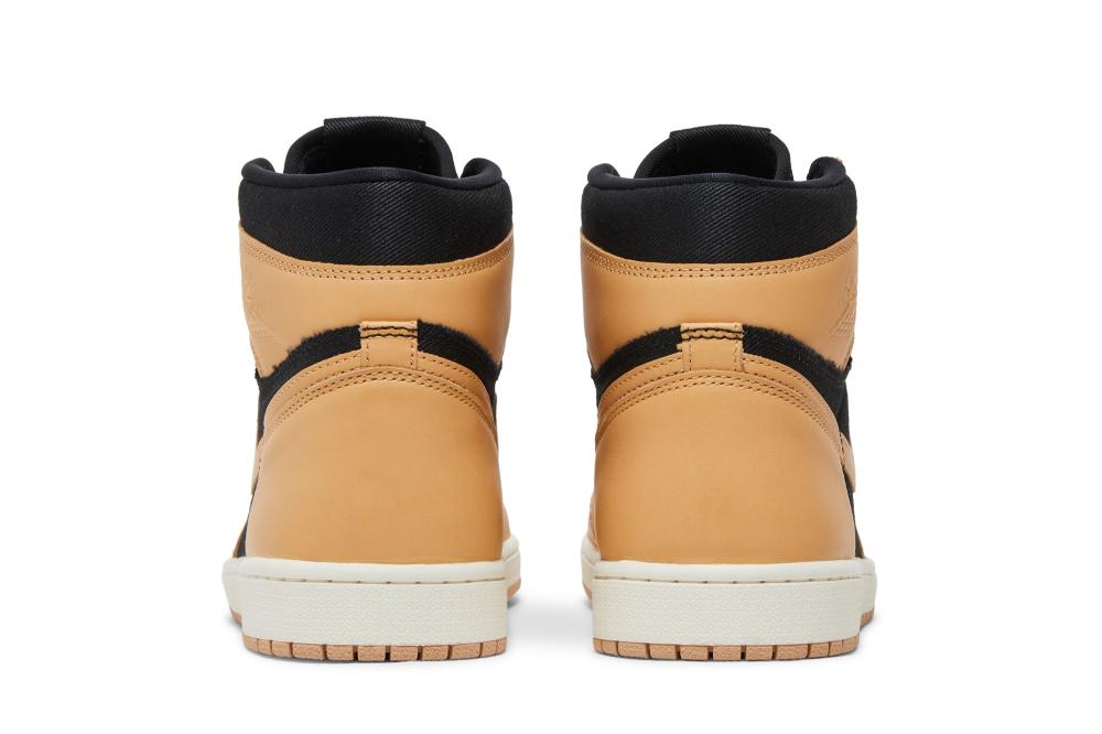 Air Jordan 1 Retro High OG 'Heirloom'