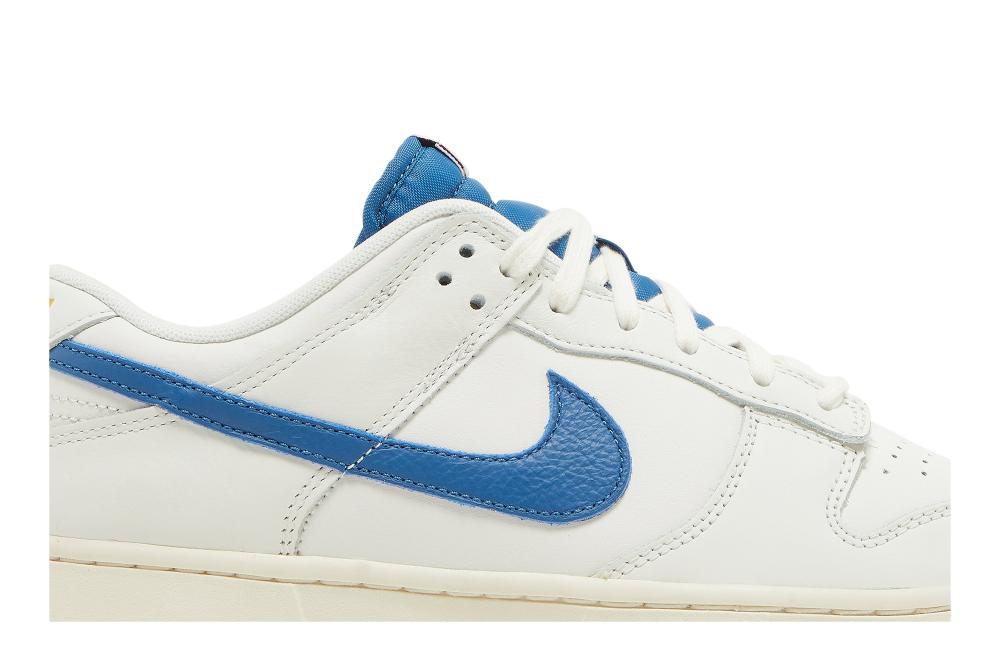 Dunk Low SE 'Sail Game Royal Gum'