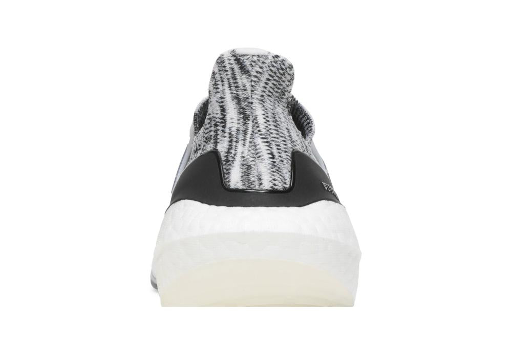 UltraBoost 21 'White Black'