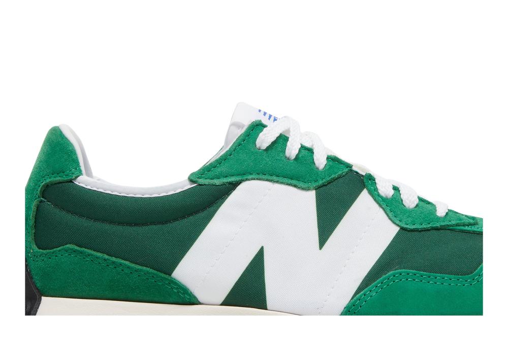 327 'Varsity Green'