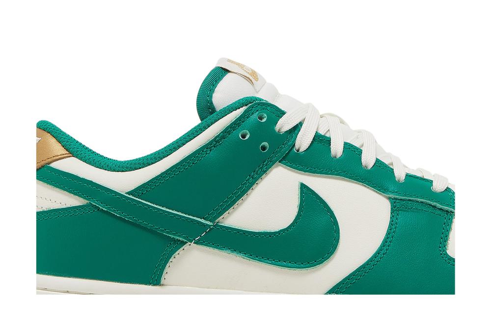 Wmns Dunk Low 'Malachite Metallic Gold'