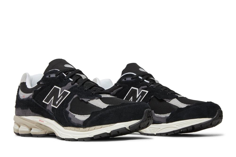2002R 'Protection Pack - Black Grey'