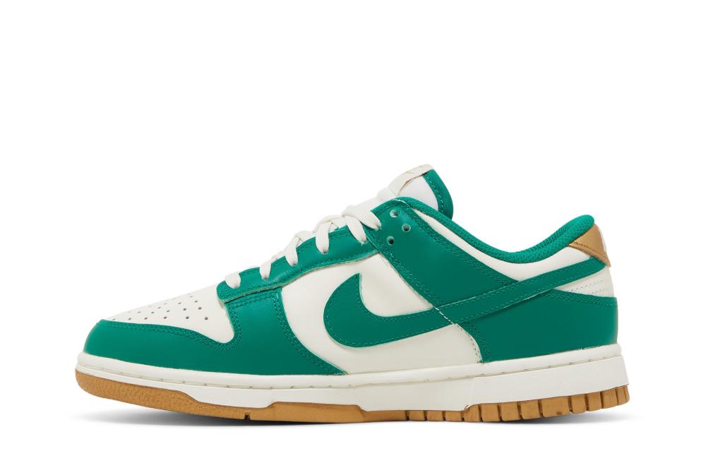 Wmns Dunk Low 'Malachite Metallic Gold'
