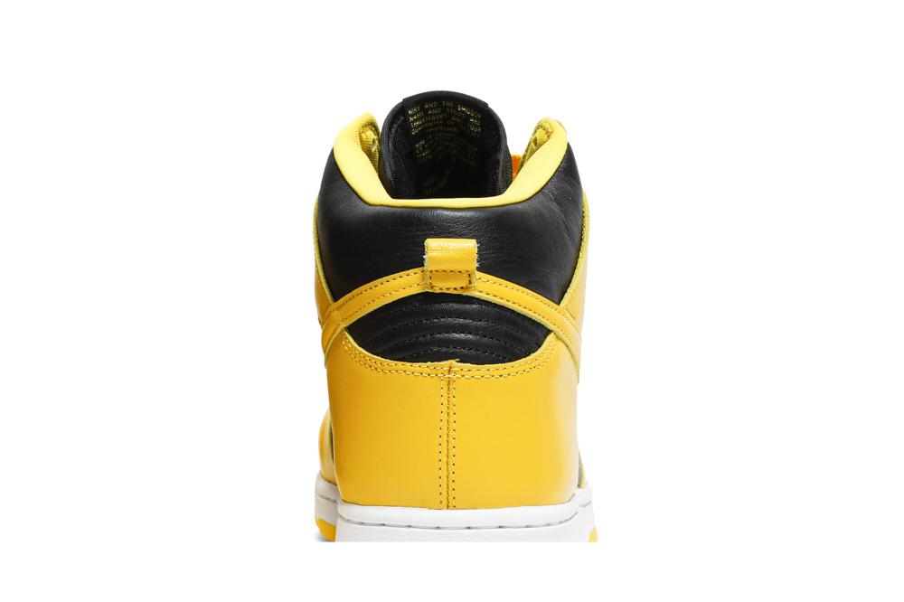 Dunk High SP 'Iowa' 2020