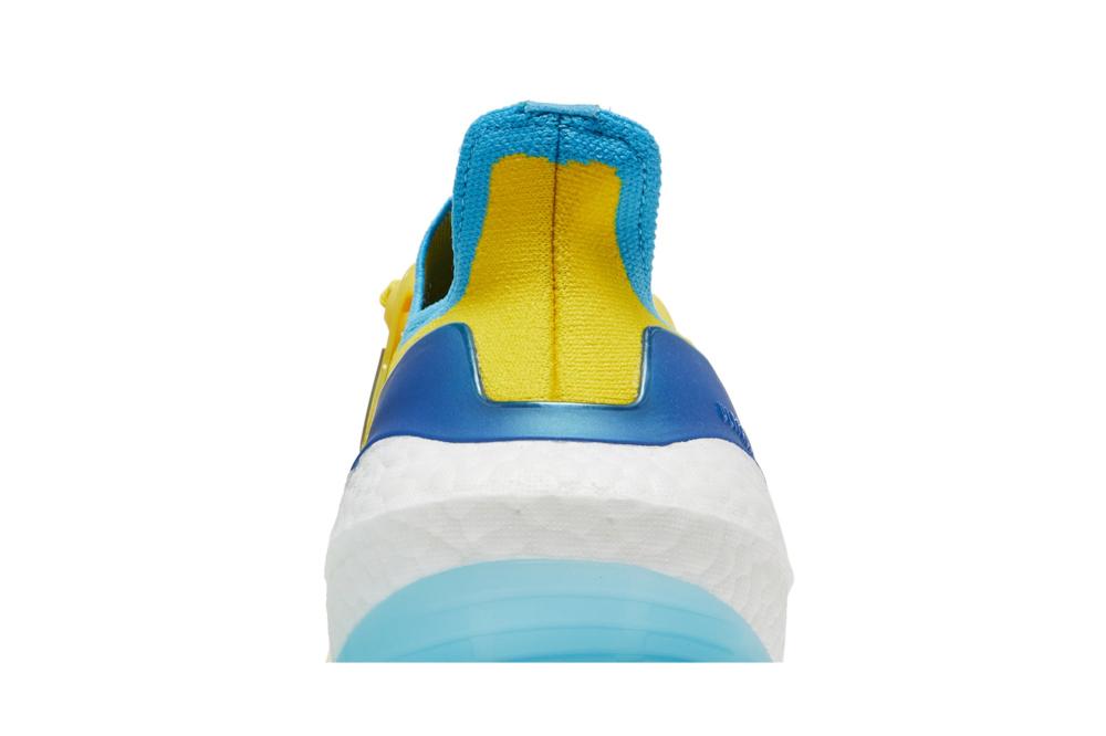 UltraBoost 22 'Yellow Sky Rush'