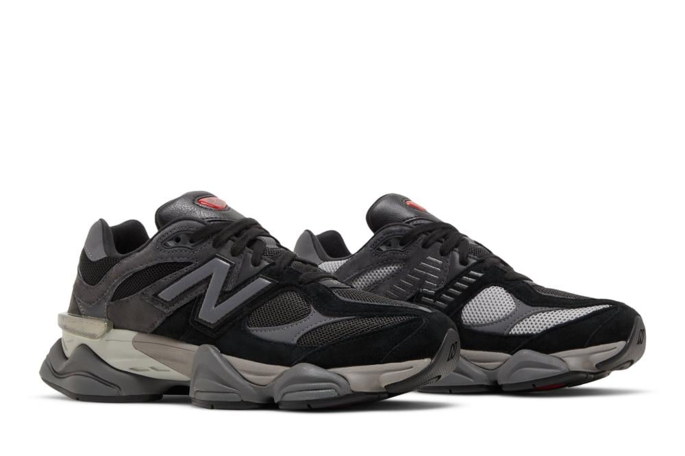 9060 'Black Castlerock'