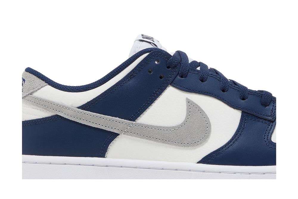 Dunk Low 'Midnight Navy Smoke Grey'