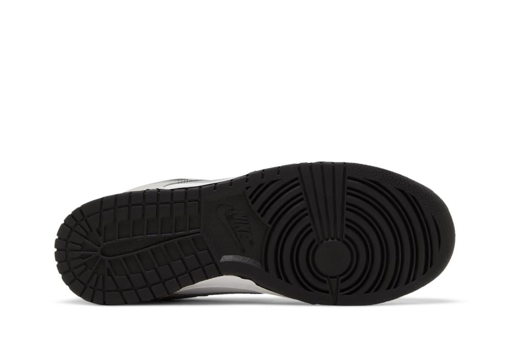 Dunk Low 'Spray Paint Swoosh'