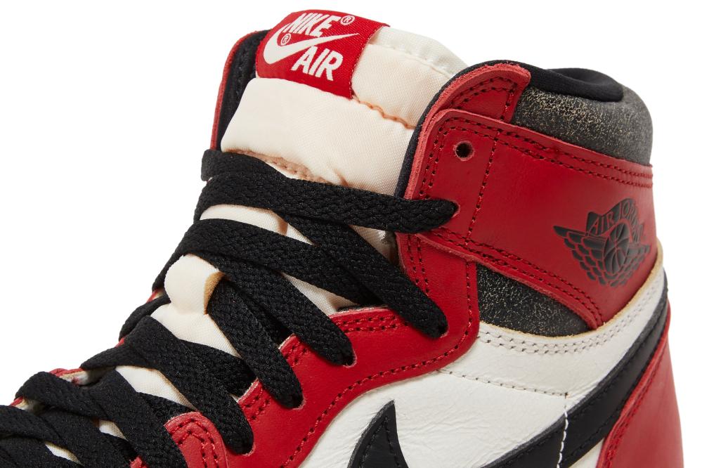 Air Jordan 1 Retro High OG 'Chicago Lost & Found'