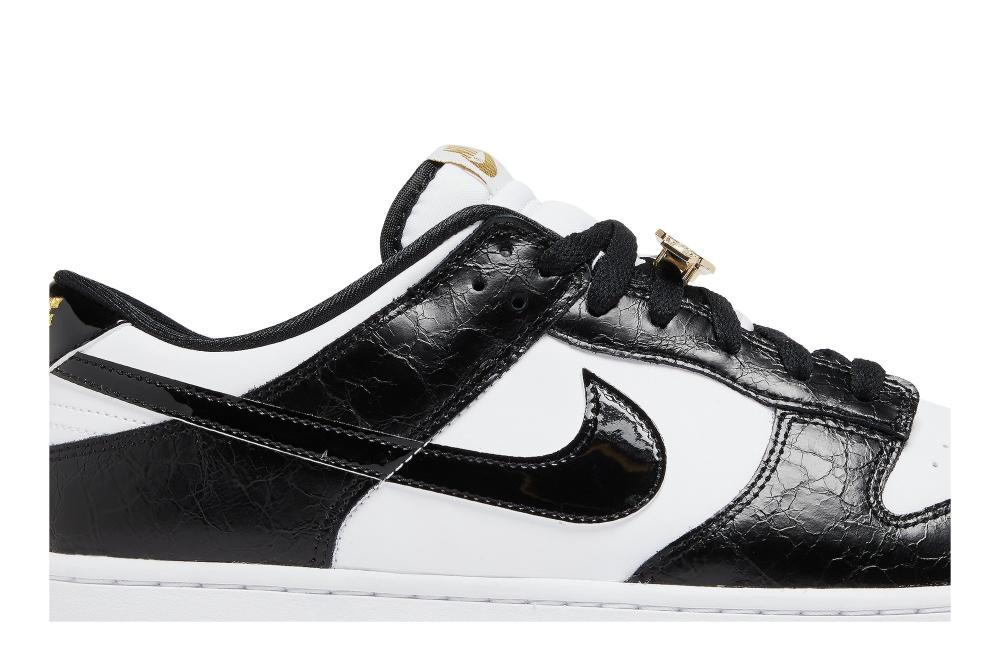 Dunk Low SE 'World Champ'