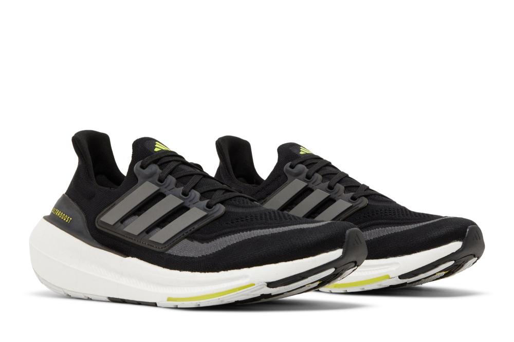 UltraBoost Light 'Core Black'