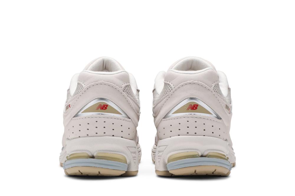 2002R 'Cream'