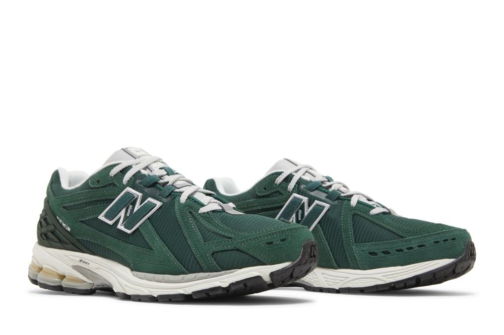 1906R 'Nightwatch Green'