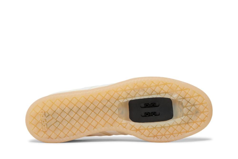 The Velosamba 'Cream White Wild Sepia'