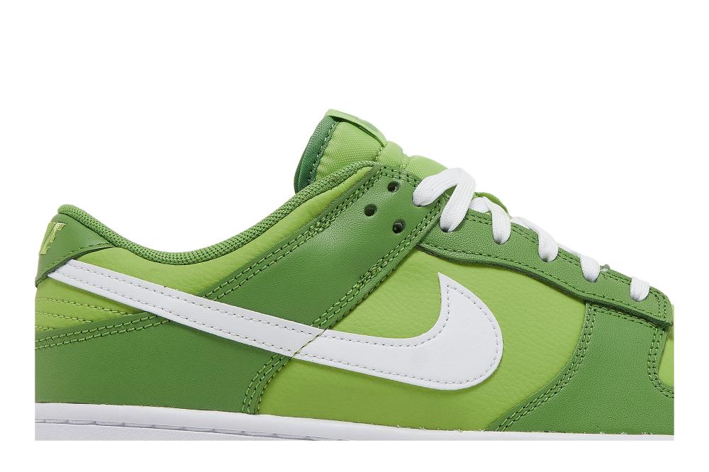 Dunk Low 'Chlorophyll'