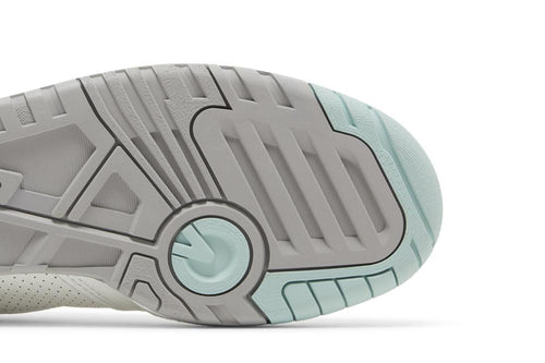 550 'White Winter Fog'