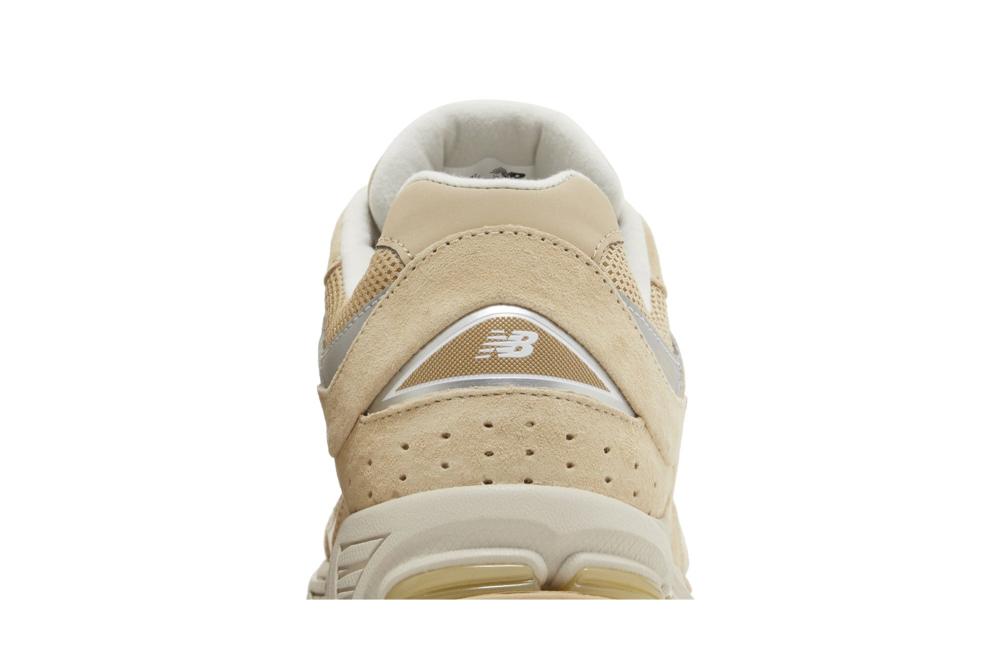 2002R 'Khaki'