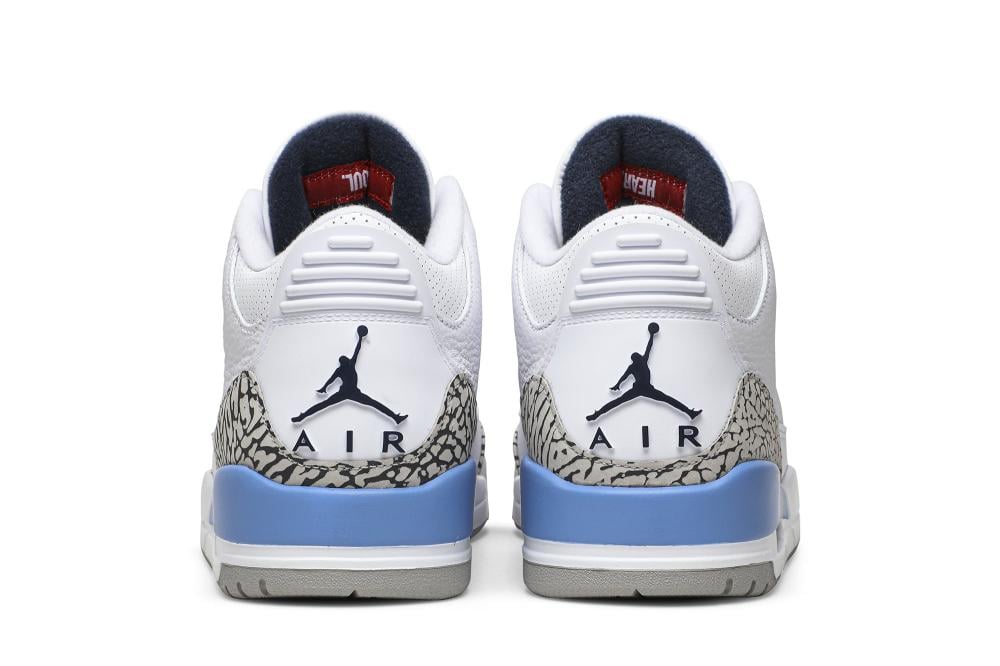Air Jordan 3 Retro 'UNC'