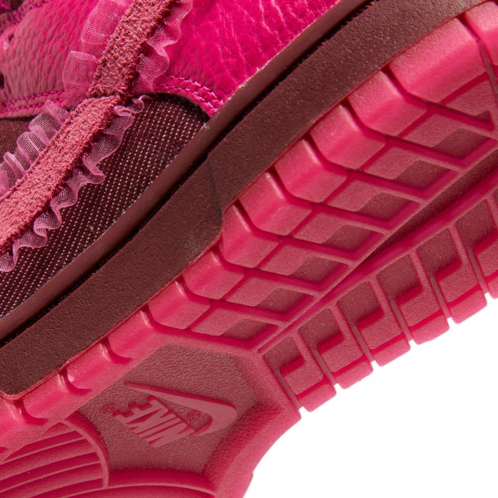 Wmns Dunk Low 'Valentine's Day'