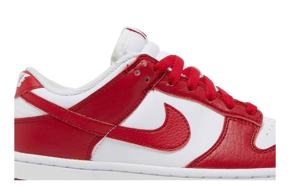 Wmns Dunk Low Next Nature 'Gym Red'