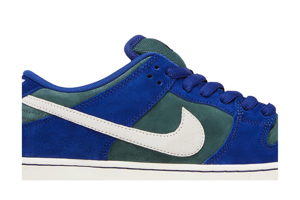 Dunk Low SB 'Deep Royal Vintage Green'