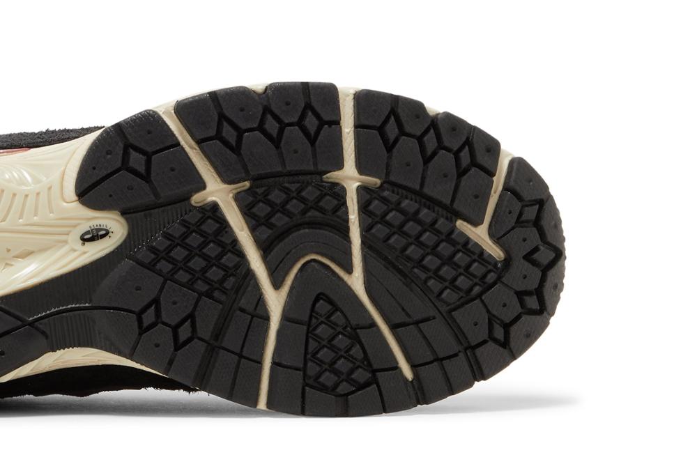 1906D 'Protection Pack - Black'