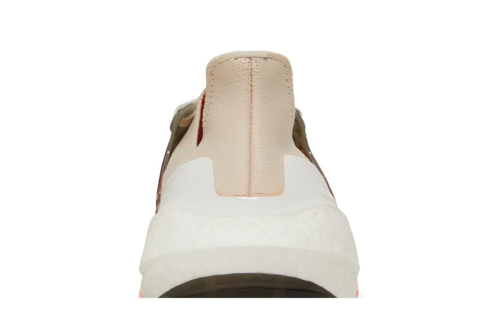 UltraBoost 22 'Aluminium Impact Orange'