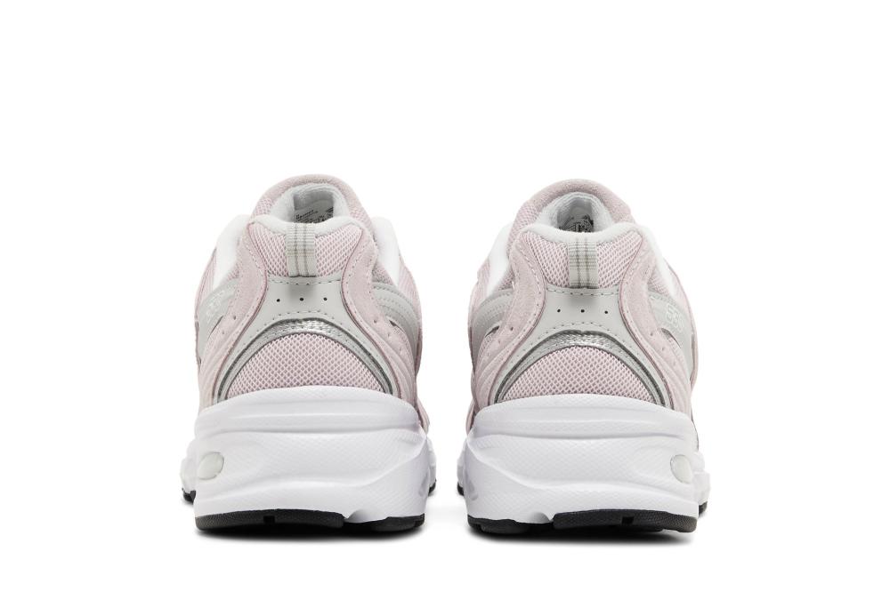 530 'Stone Pink'