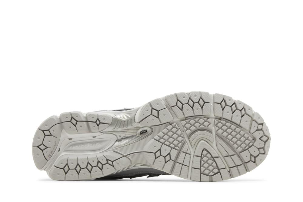 1906D 'Protection Pack - Silver Metallic'