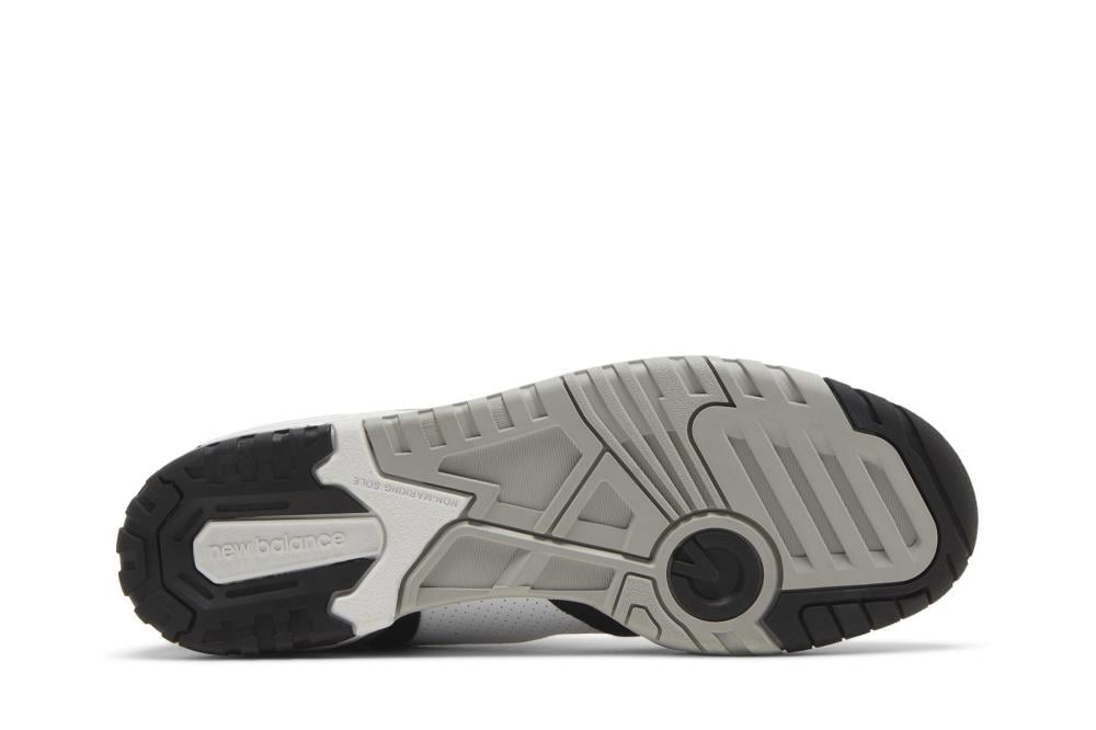 550 'White Black'