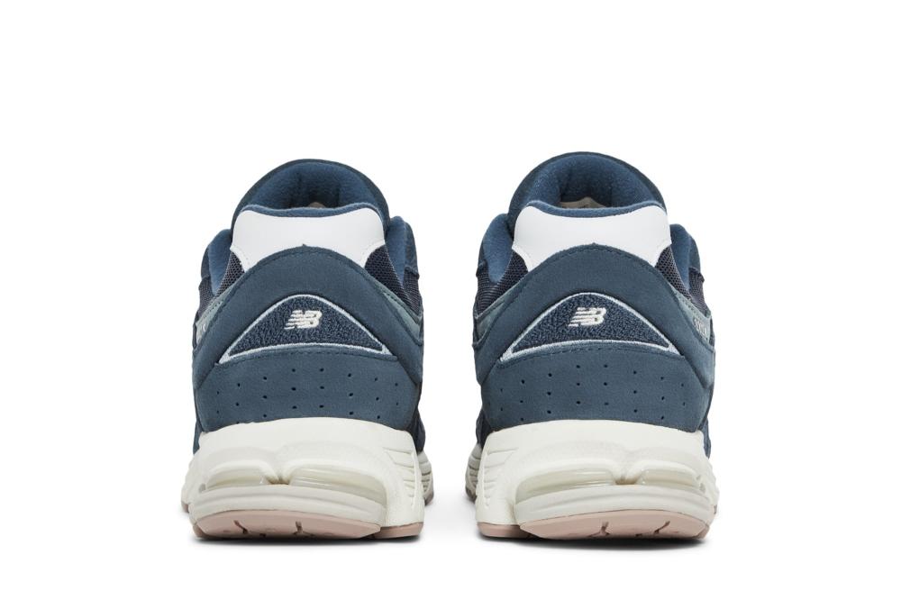 2002R 'Deep Ocean Slate Grey'