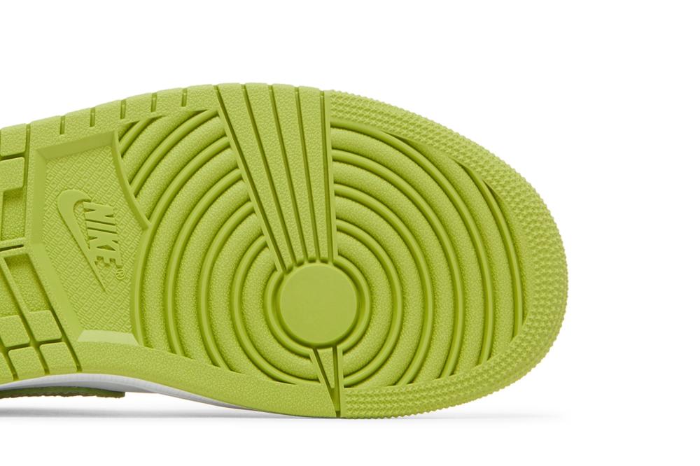 Wmns Air Jordan 1 Mid SE 'Green Python'