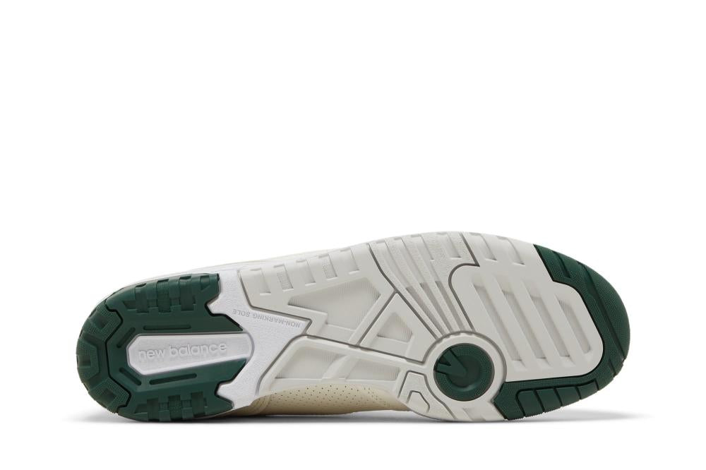 550 'Sea Salt Pine Green'