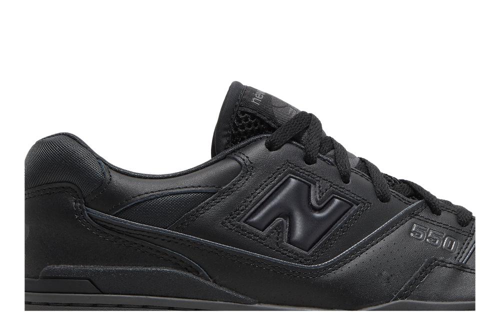 550 'Triple Black'