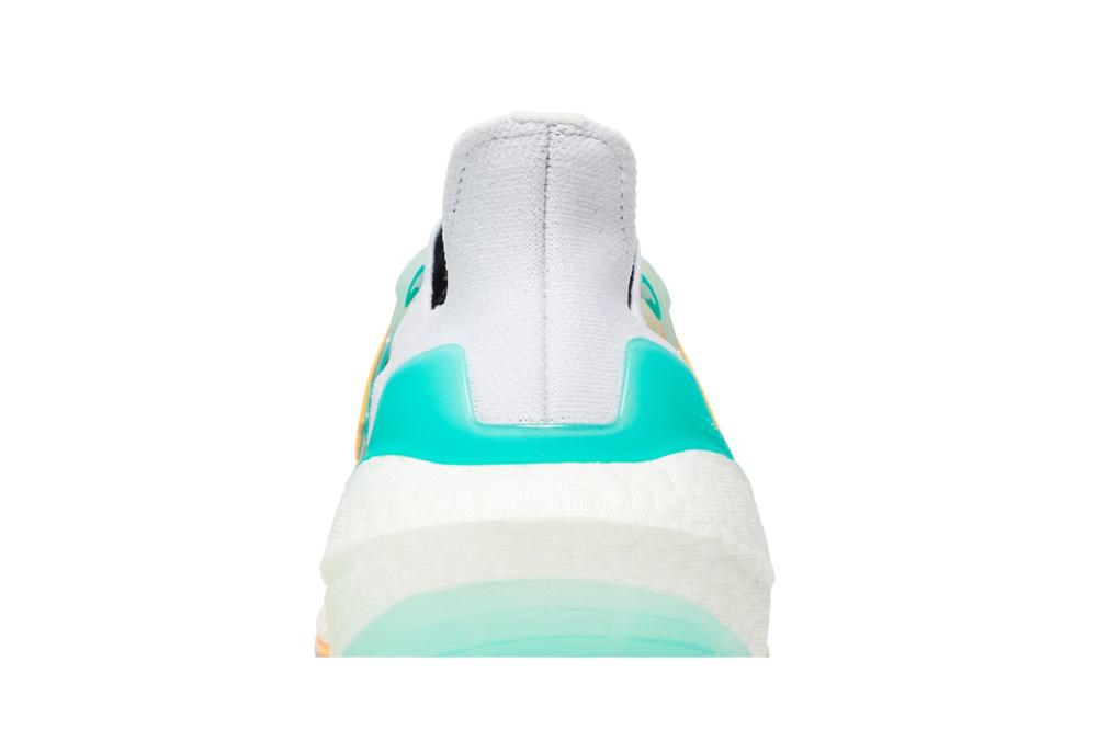 UltraBoost 22 'White Mint Rush'
