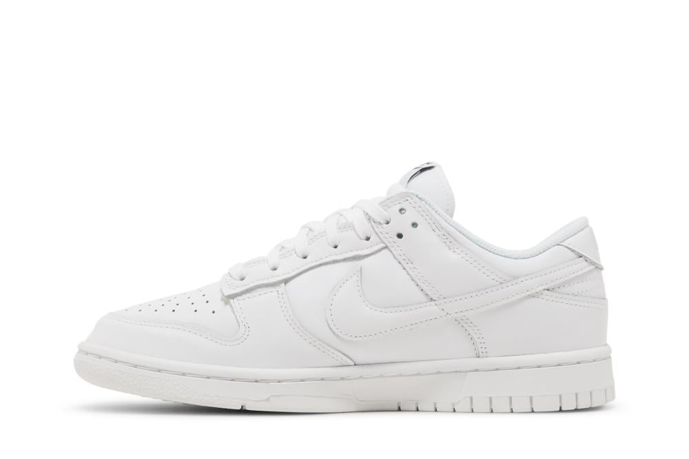 Wmns Dunk Low 'Triple White'