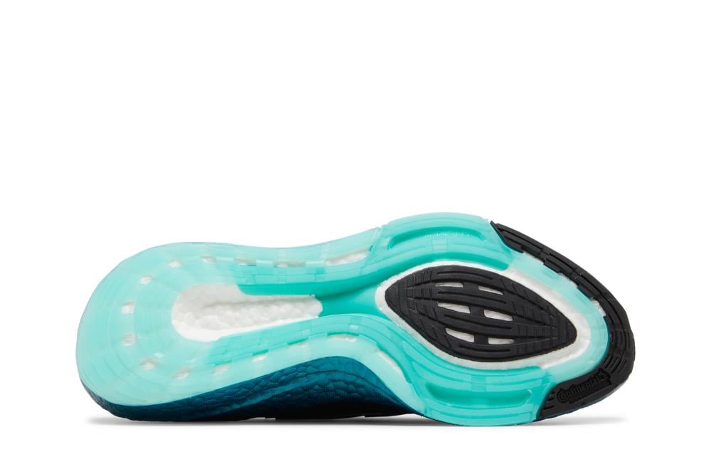 UltraBoost 22 'Black Mint Rush'