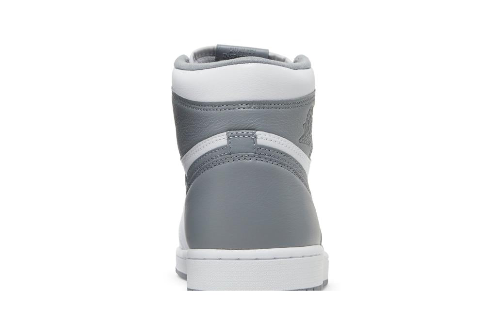Air Jordan 1 Retro High OG 'Stealth'