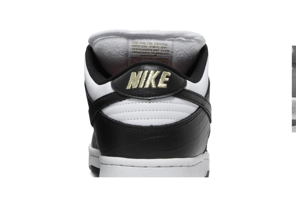Supreme x Dunk Low OG SB QS 'Black'