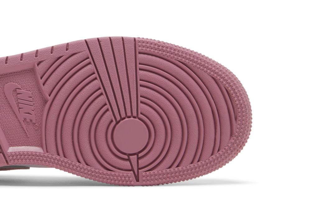 Air Jordan 1 Mid GS 'Valentine's Day 2023'