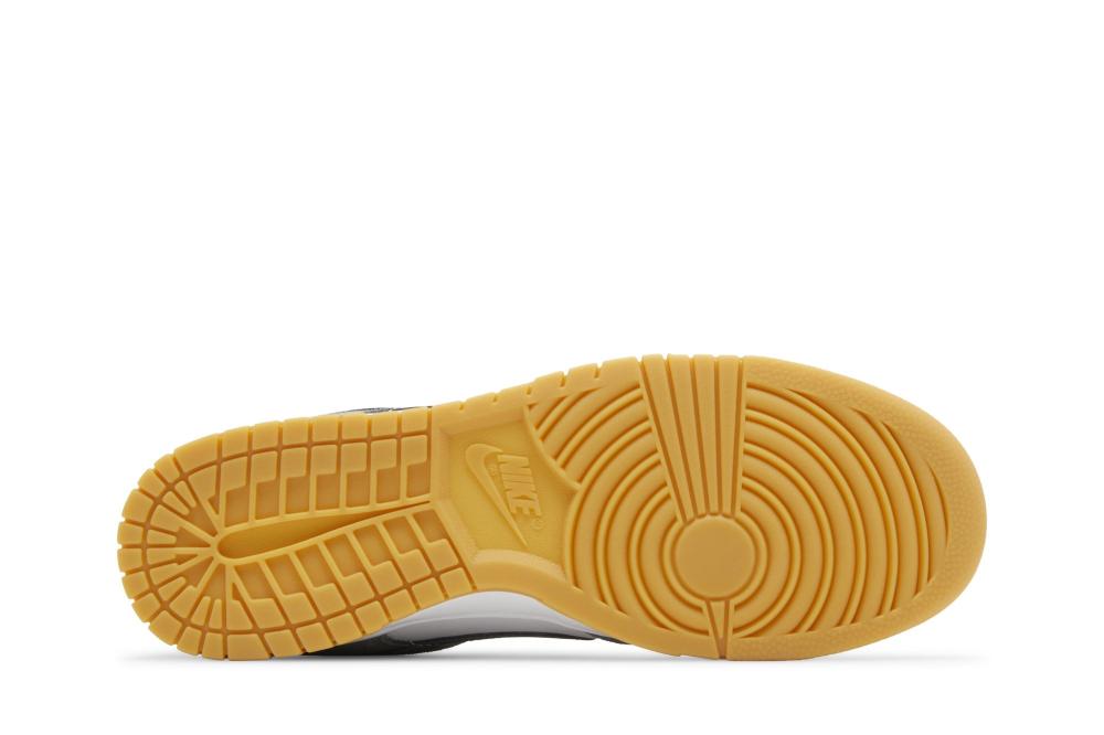 Dunk Low 'Smoke Grey Gum'