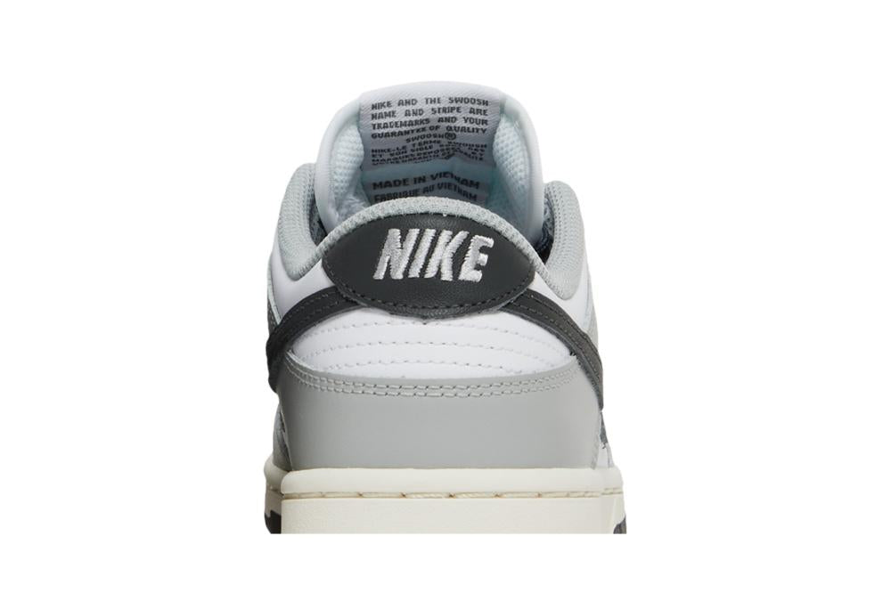 Wmns Dunk Low 'Light Smoke Grey'